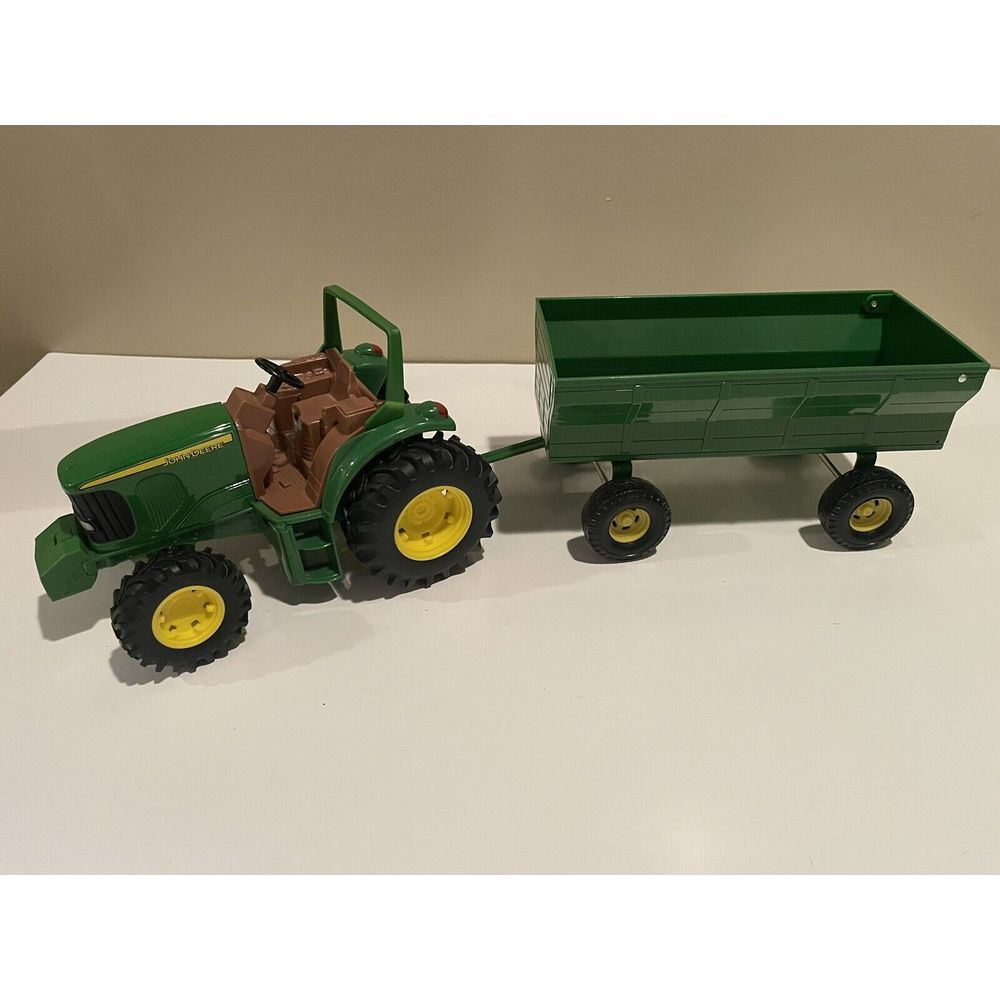 Ertl John Deere Tractor & Hay Wagon 1/32 Plastic Farm Horse Ranch‎